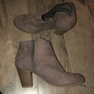 Suede bootie